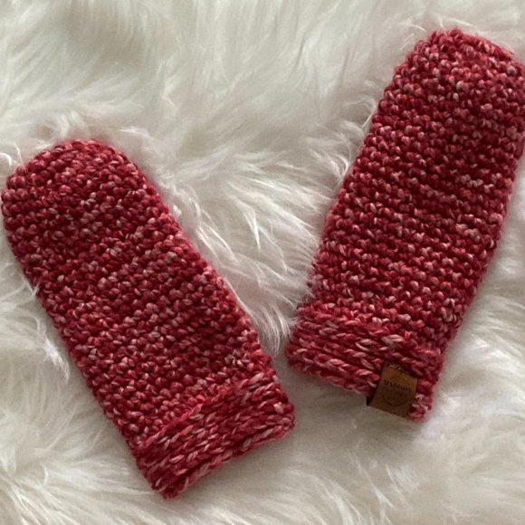 Berry multi color hand crochet mittens - Adult / Inventory Reduction Sale - Picture 3 of 7